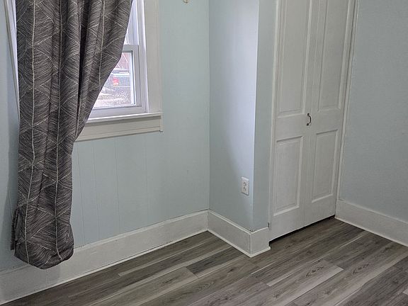 5th image of 968 Weiant Ave
