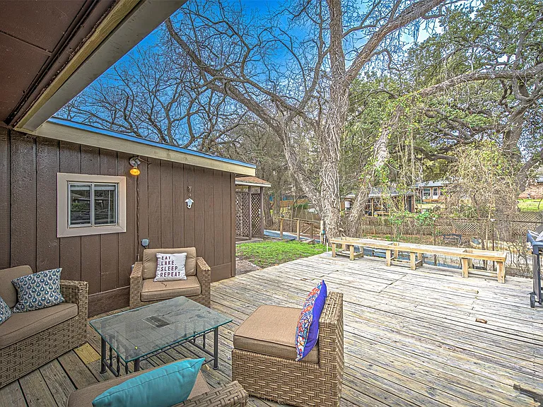 5304 Bedford — Photo 24