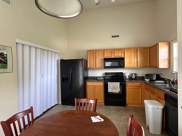 1833 Piedmont Cir — Photo 6