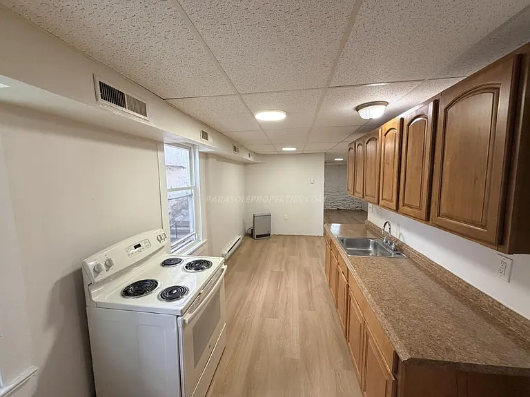 919 Clay Ave — Photo 11
