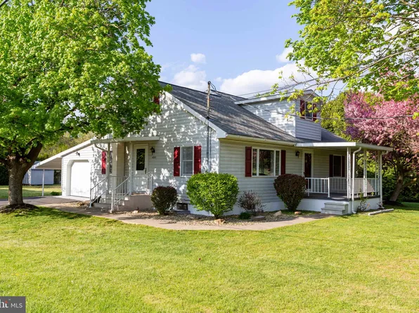 4041 Smith St, Bloomsburg, PA 17815