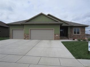 1509 S Monticello Ave, Sioux Falls, SD 57106