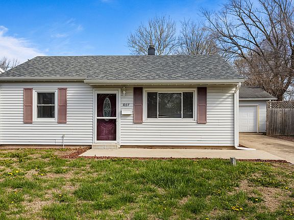 2nd image of 1037 Bel Aire Dr