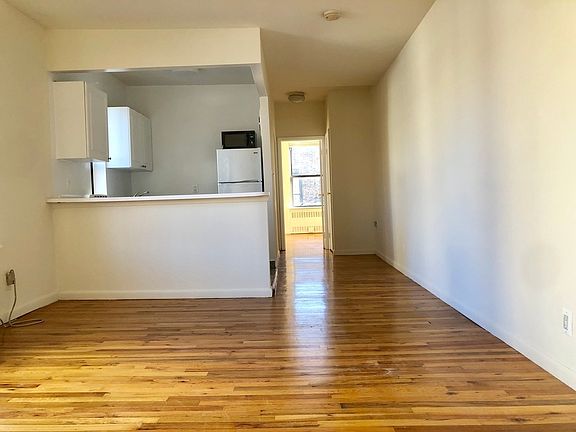 2nd image of 6 Charles St APT 6C