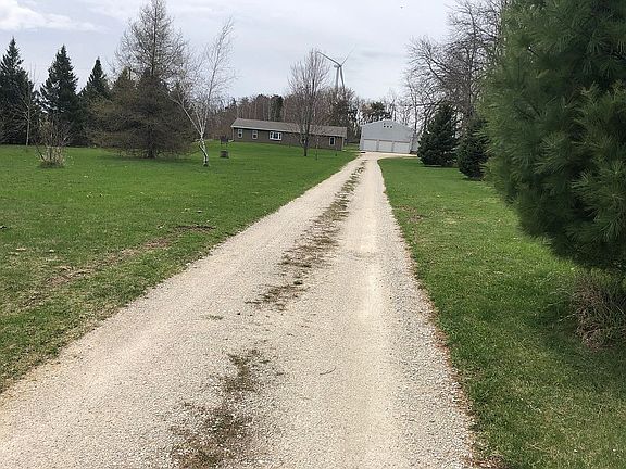 2nd image of W7408 County Road Y