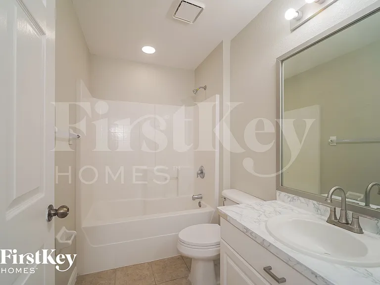314 NE 17th St — Photo 17