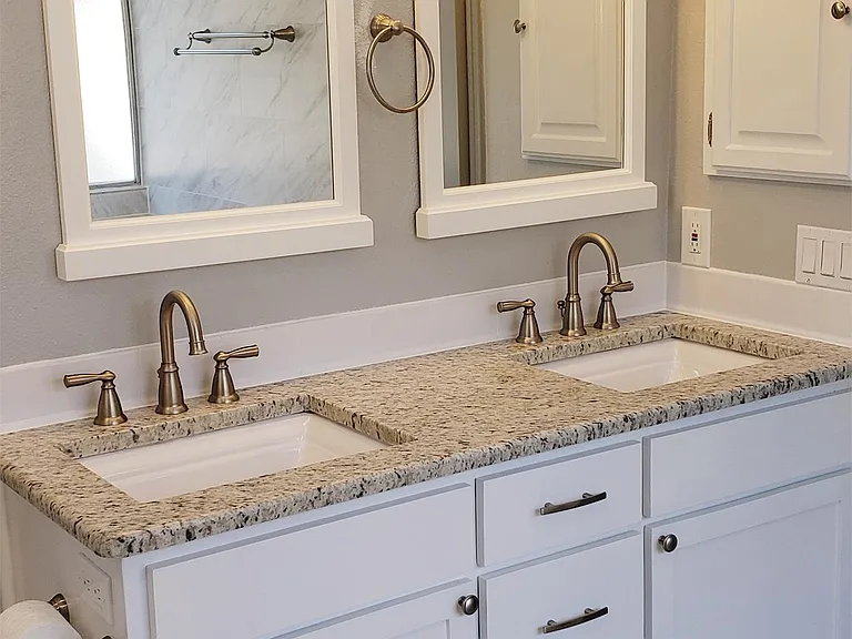 9210 Fishers Hill Dr — Photo 10