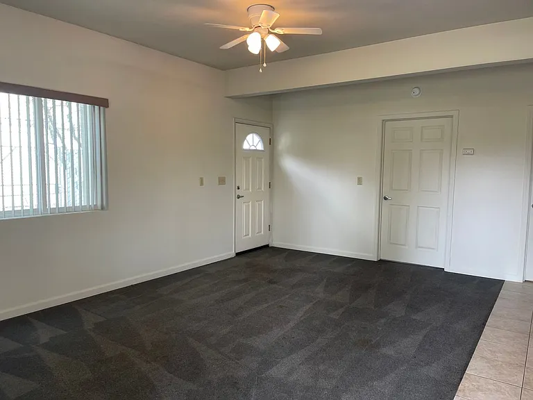 5463 Deschutes Rd — Photo 36