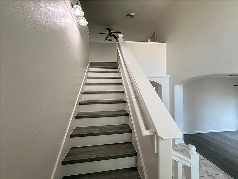 12603 Orchard Summit Dr — Photo 32