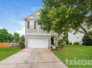 225 Eagle Pointe Dr, Chapin, SC 29036