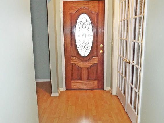 4th image of 963 Sweetwood Ct