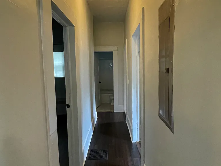 171 Warren St SE — Photo 17