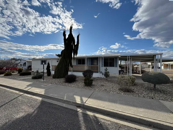 325 S 5th St Trailer 20, Sunnyside, WA 98944