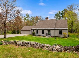 118 Old Coach Rd, New London, NH 03257