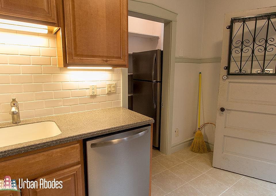 1st image of 1355 W Winona St #Ua1