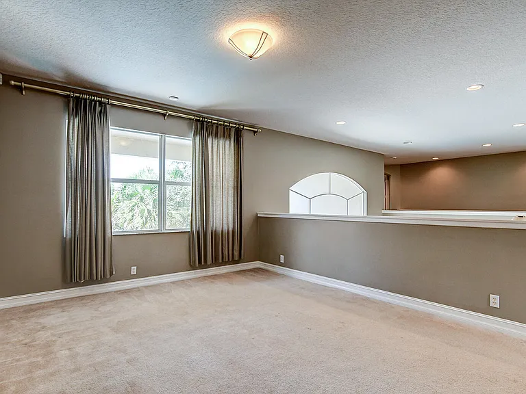 670 Edgebrook Ln — Photo 38