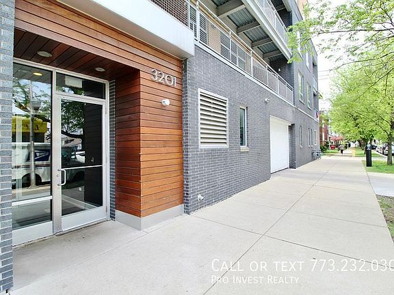 3rd image of 3201 W Leland Ave APT 505