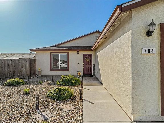 5th image of 784 Taryn Ct