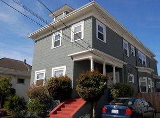 656 62nd St, Oakland, CA 94609