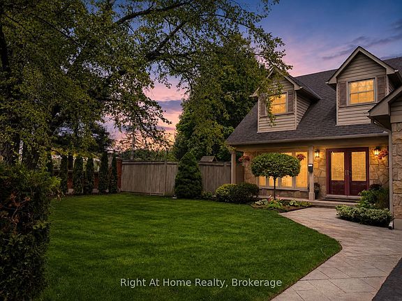 5th image of 437 Shoreacres Rd
