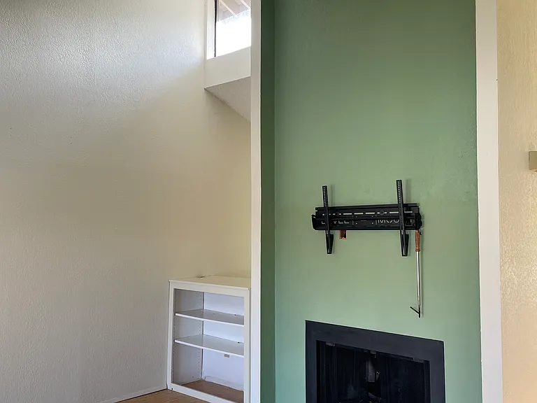 14703 NE 35th St — Photo 7