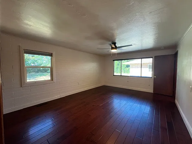 1157 East Ave — Photo 26