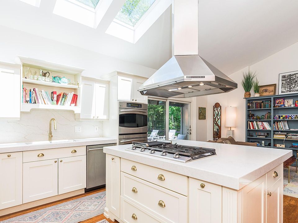 1st image of 257 Rollingwood Road