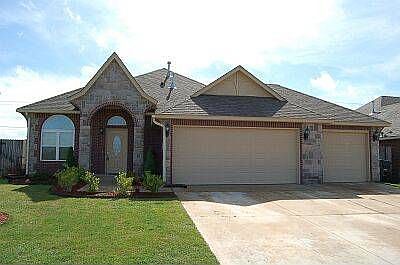 1st image of 1716 Dorothy Dr