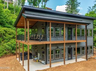 114 Laurel Way, Gatlinburg, TN 37738