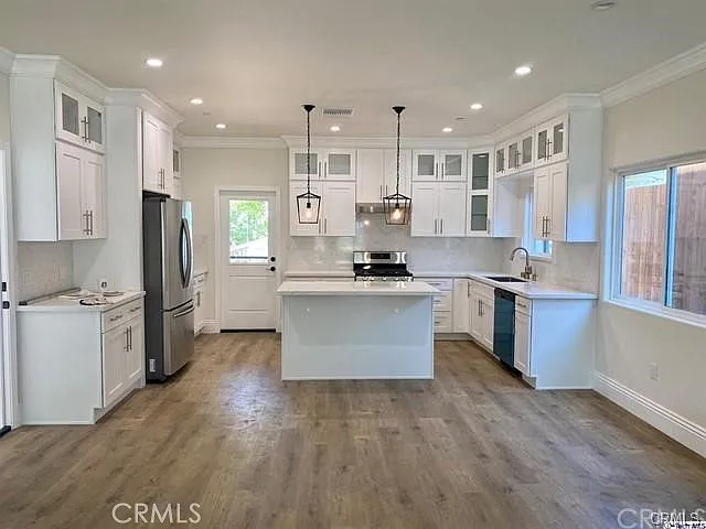 10303 Pinyon Ave — Photo 3