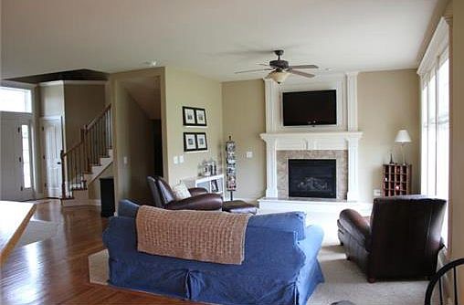 5th image of 4519 NE 105th St