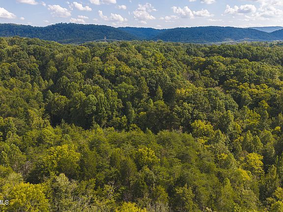4th image of Rocky Hollow Rd