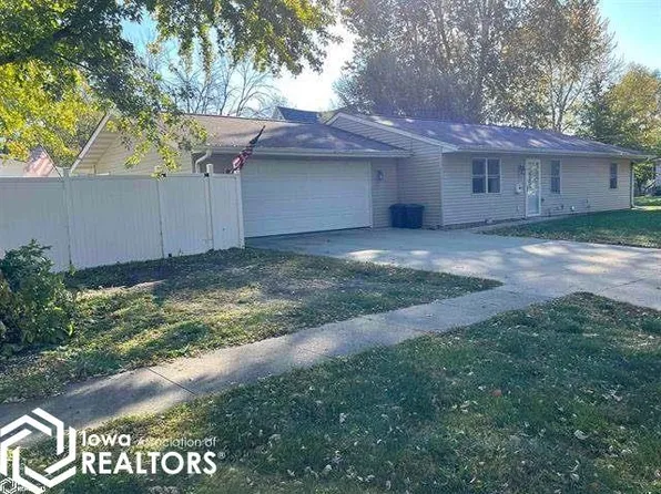 402 N G St, Oskaloosa, IA 52577