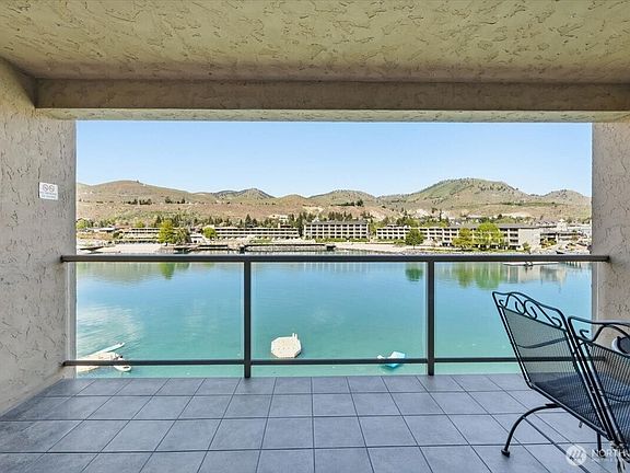 5th image of 322 W Woodin Avenue #642