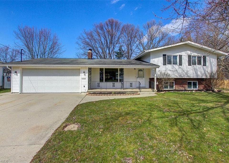 1st image of 152 Whitman Blvd