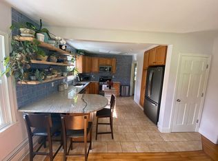 51 Lovers Ln, New Lebanon, NY 12125