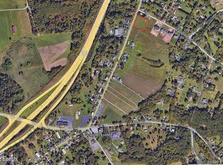 398 Hampshire Rd, Sinking Spring, PA 19608