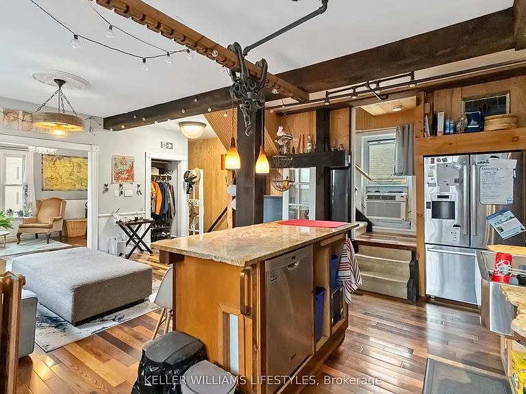 92 Kent St #UPPER — Photo 22