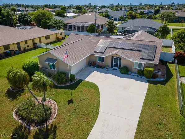 928 SE 21st Pl, Cape Coral, FL 33990