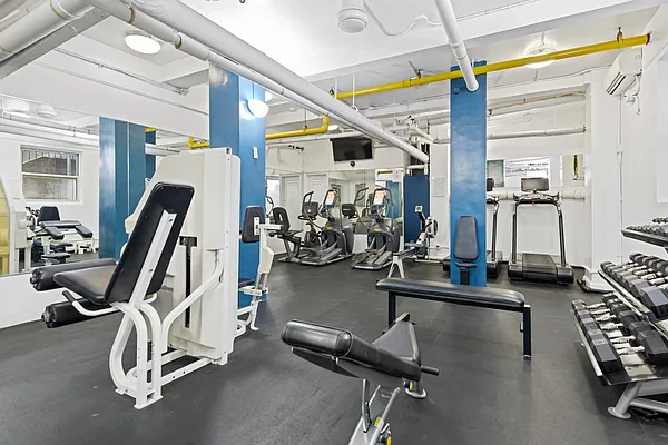 Sold by Compass | media 7