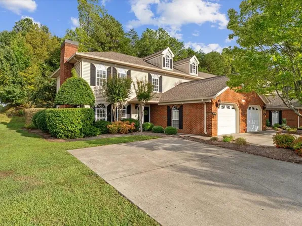 1698 N Summit Dr, Dalton, GA 30721
