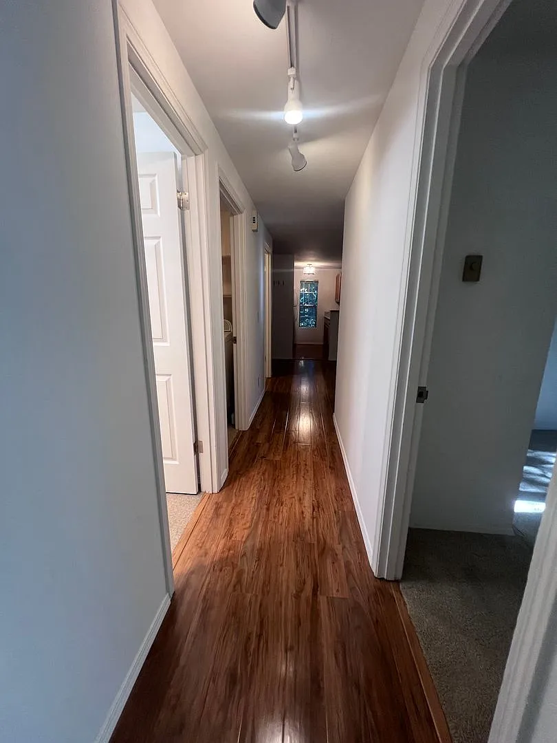 2 BR 2 BA Condo in east bremerton — Photo 2