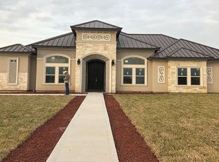 1414 Moore Rd, Alamo, TX 78516