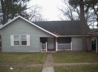 401 Georgia St, Walkerton, IN 46574