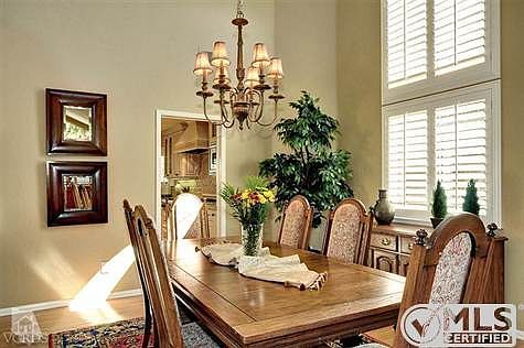 5th image of 798 Admiral Ct