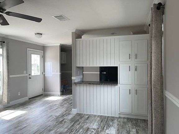 3rd image of 3233 Holly Ct #209
