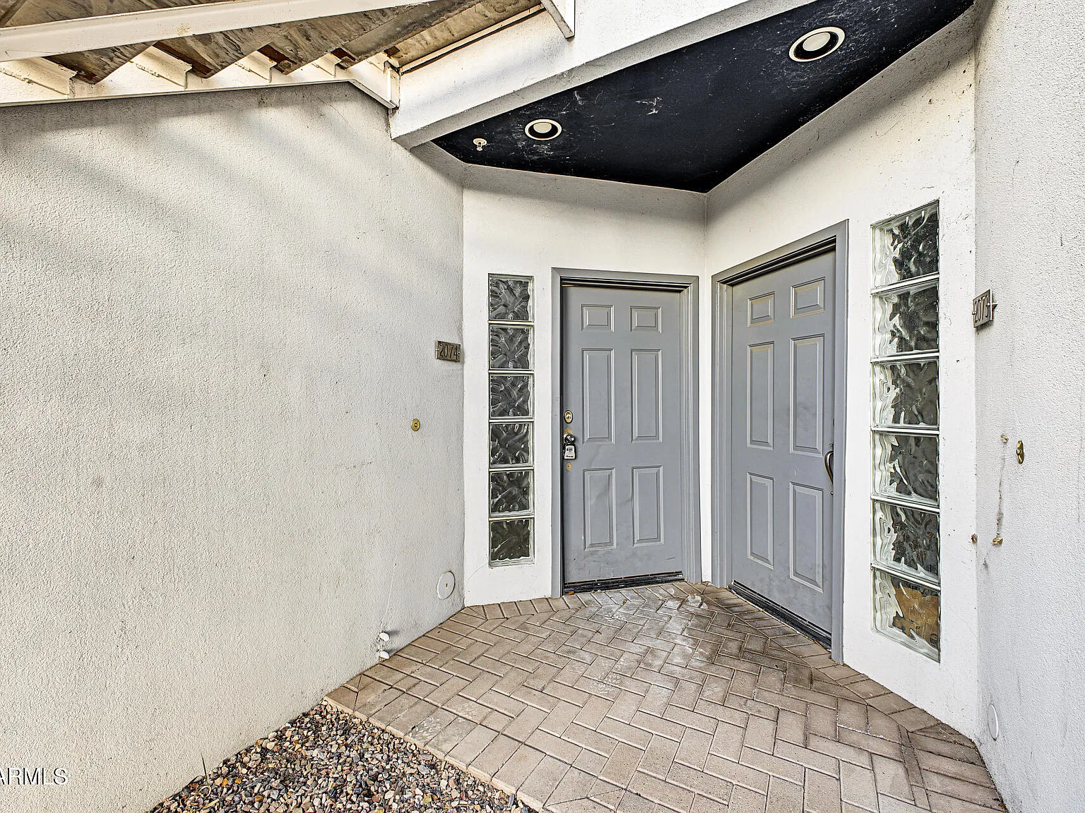 2 bed, 2.0 bath, 1173 sqft, $2,200 — Photo 2