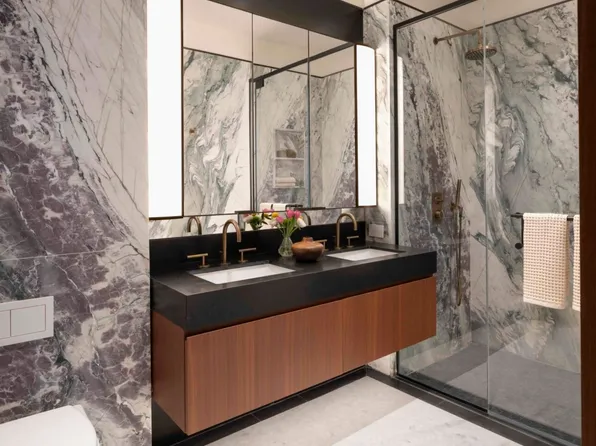 9 De Kalb Avenue image 10 of 27