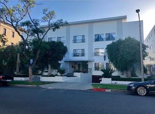 415 N Oakhurst Dr APT 104, Beverly Hills, CA 90210