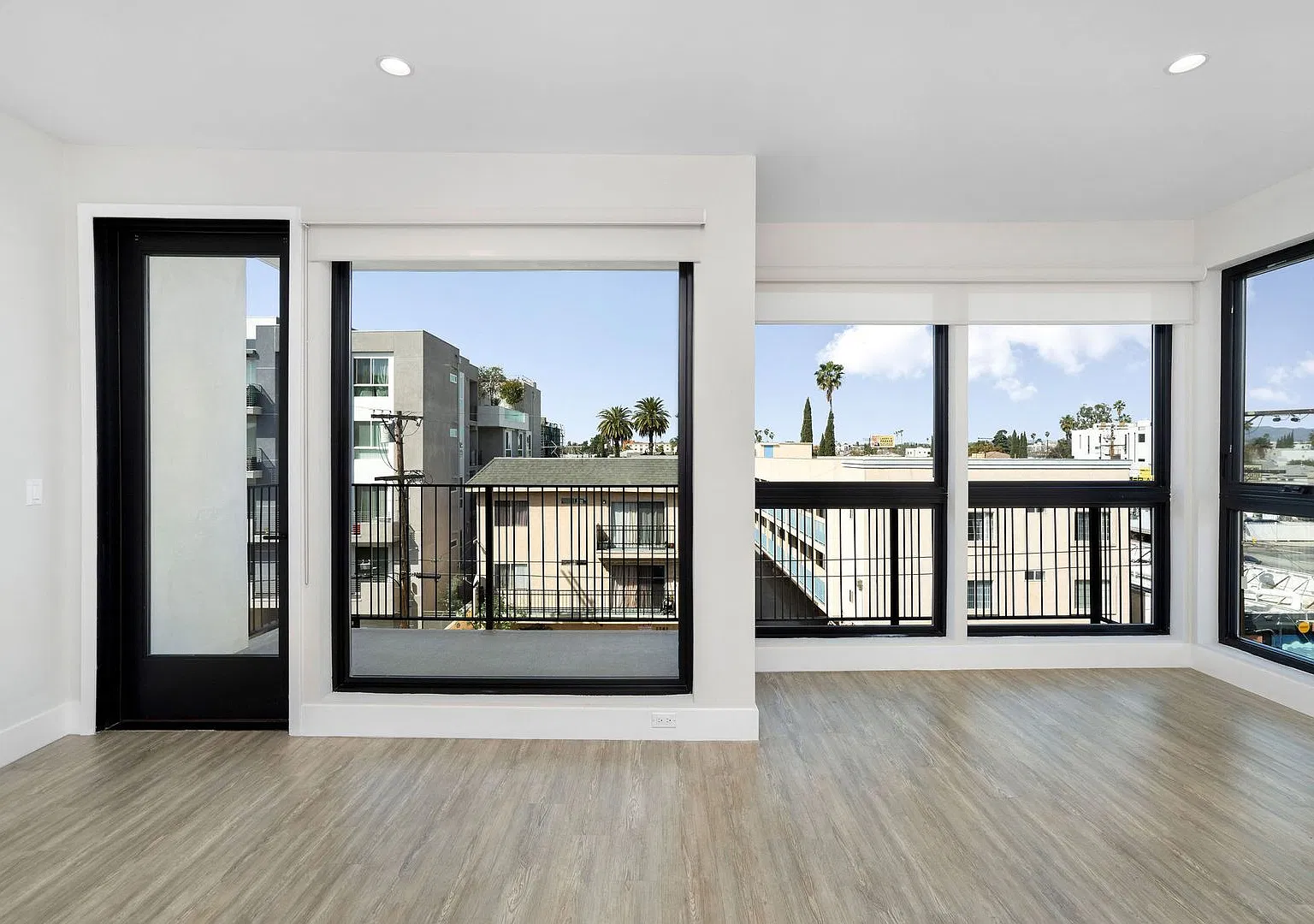 2 bed, 920 sqft, $2,745 — Photo 1